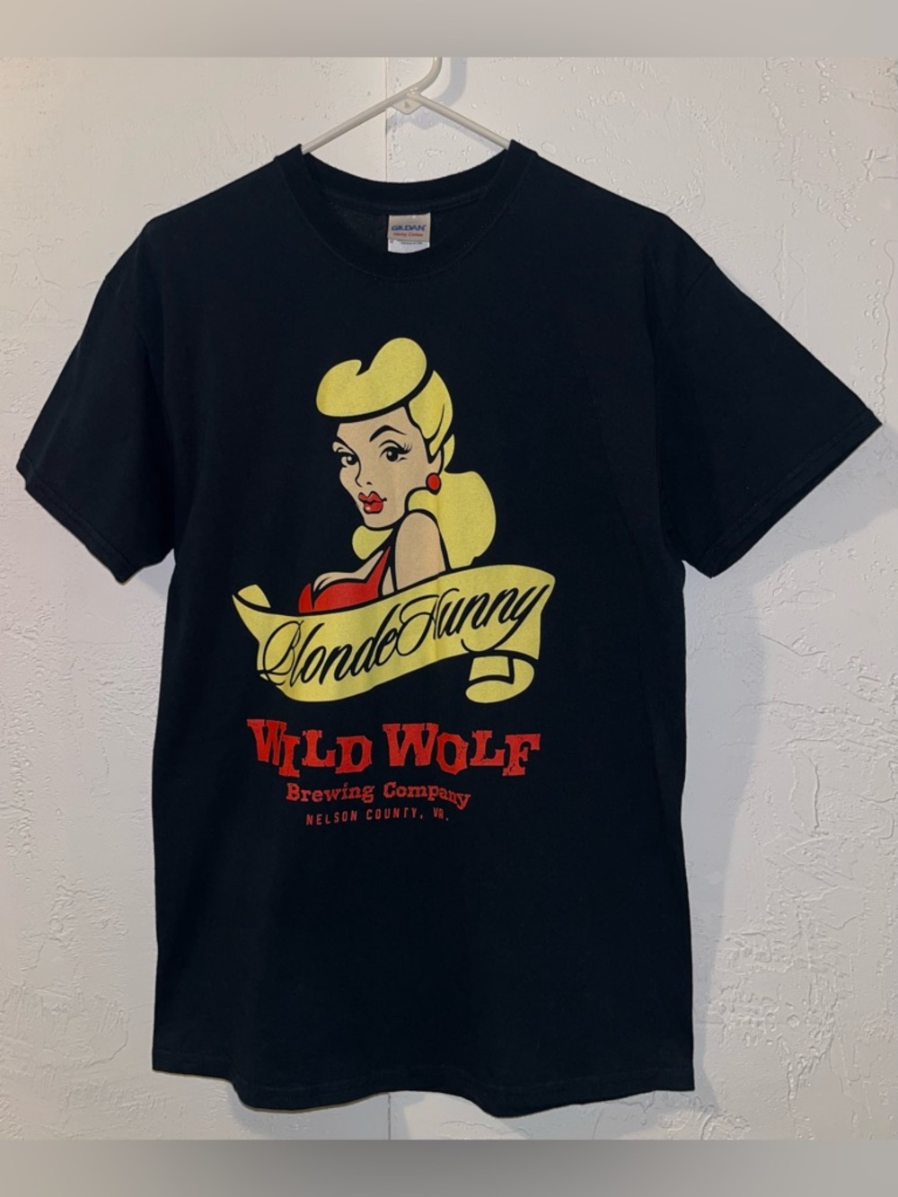 Wild Wolf Brewing Company from Nelson County, VA with Blonde Hunny NWOT